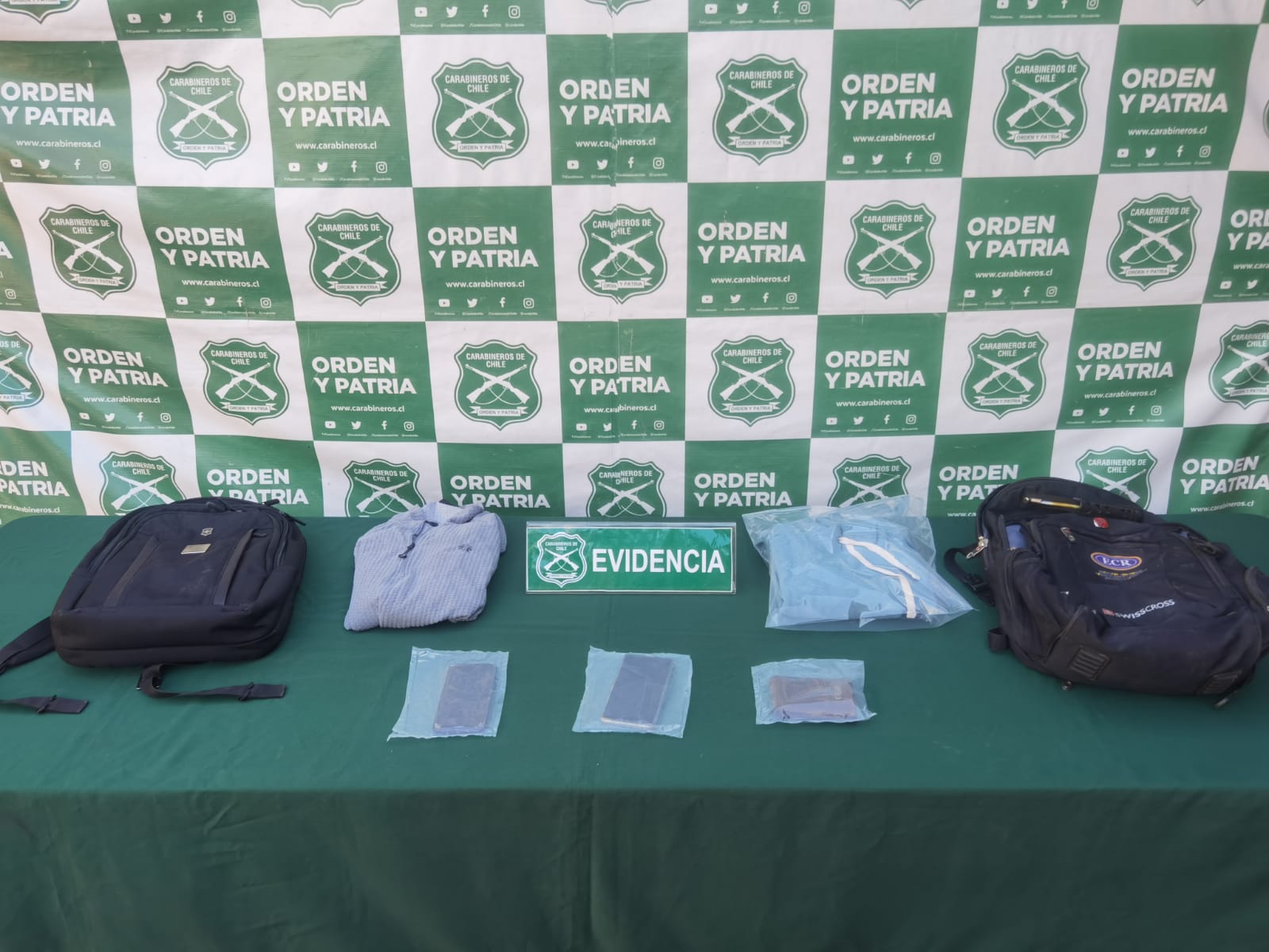Dos sujetos detenidos en Rancagua tras robar y arrancar de Carabineros