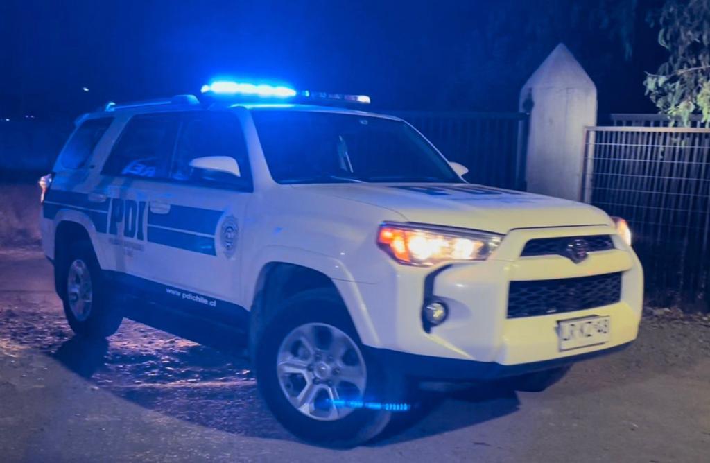Homicidio con Arma de Fuego de un hombre chileno de 35 años de edad.